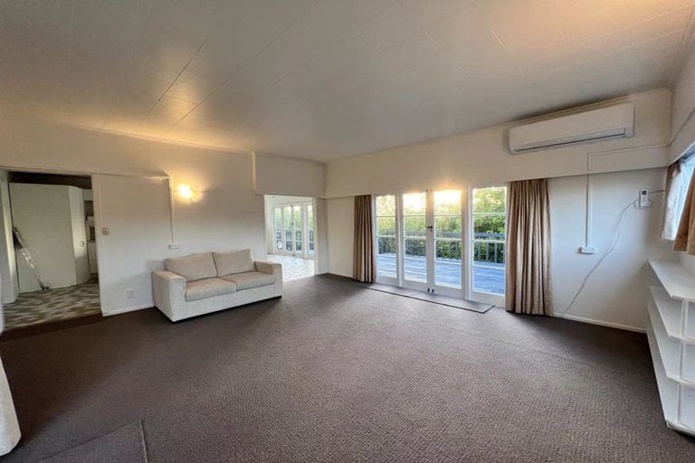 Photo of property in 16 Richards Avenue, Forrest Hill, Auckland, 0620