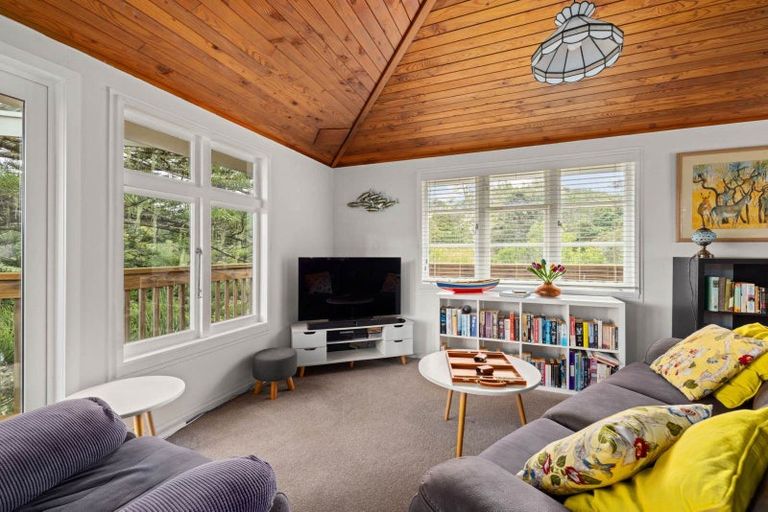 Photo of property in 8 Kellet Street, Opua, 0200