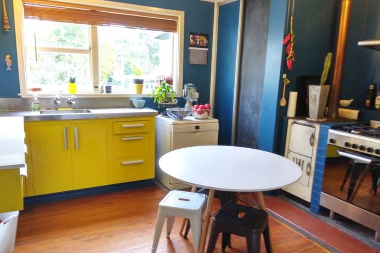 Photo of property in 71 Mckenzie Street, Geraldine, 7930