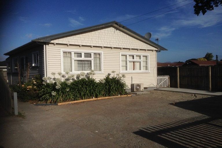 Photo of property in 1/27 Hansons Lane, Upper Riccarton, Christchurch, 8041