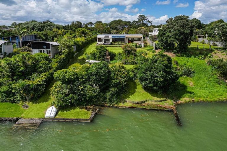 Photo of property in 24 Pohutukawa Road, Whenuapai, Auckland, 0618