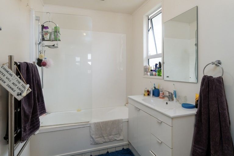 Photo of property in 18 Leask Street, Omakau, 9376