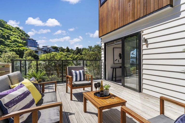 Photo of property in 48 Rangiora Avenue, Kaiwharawhara, Wellington, 6035