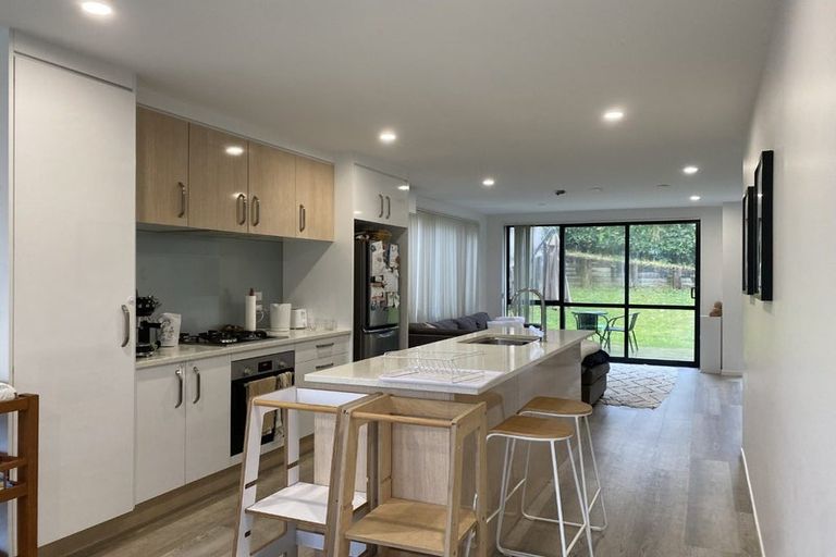 Photo of property in 28 Seafarer Crescent, Stanmore Bay, Whangaparaoa, 0932