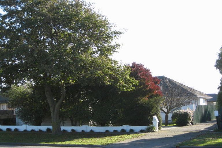 Photo of property in 2/142 Halswell Road, Hillmorton, Christchurch, 8025