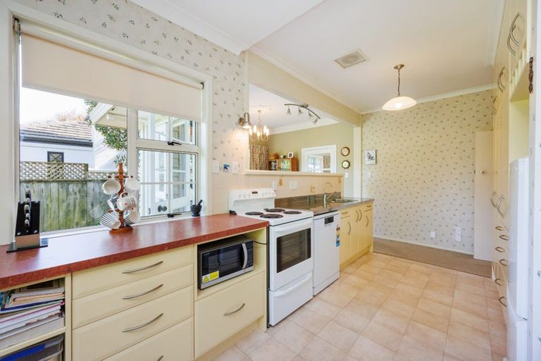 Photo of property in 234 Victoria Avenue, Hokowhitu, Palmerston North, 4410