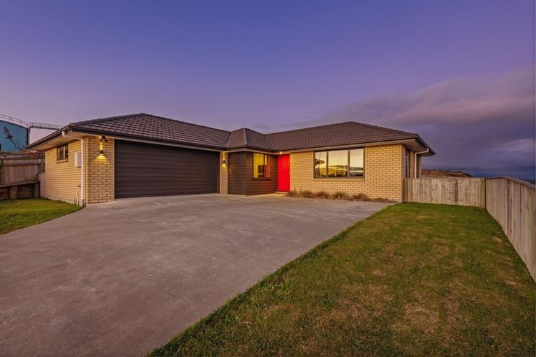 Photo of property in 30 Macdonald Heights, Feilding, 4702