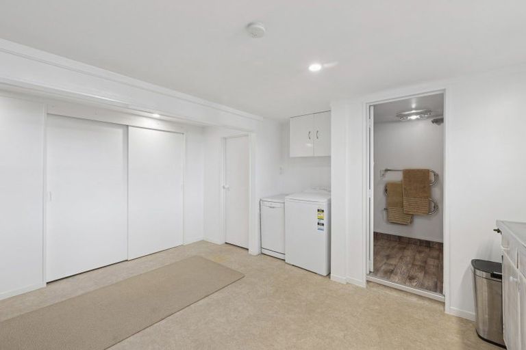 Photo of property in 9 Gillies Avenue, Taupo, 3330