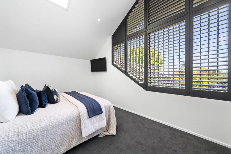 Photo of property in 27 Idris Road, Fendalton, Christchurch, 8052