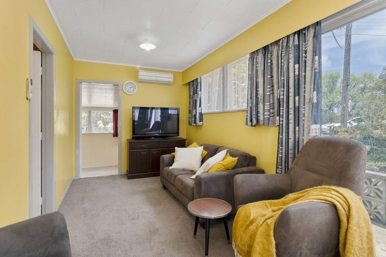 Photo of property in 108 Rahui Road, Otaki, 5512