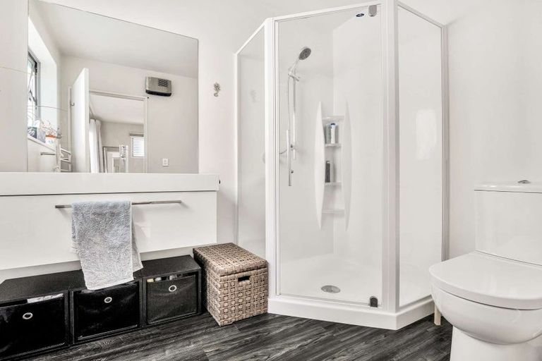 Photo of property in 28 Northwater Drive, Northwood, Christchurch, 8051