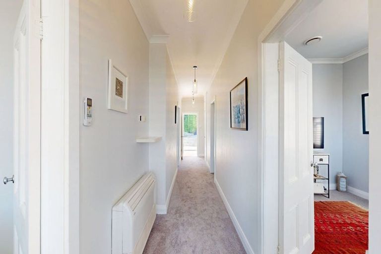 Photo of property in 32 Medway Street, Island Bay, Wellington, 6023