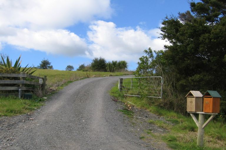 Photo of property in 65 Kiteone Road, Parua Bay, Whangarei, 0174