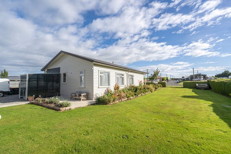 Photo of property in 9 Toronto Street, East Gore, Gore, 9710