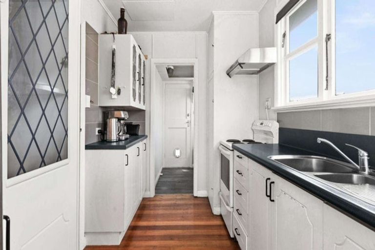 Photo of property in 2a Savage Crescent, Marewa, Napier, 4110