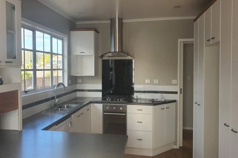 Photo of property in 323 Malfroy Road, Pomare, Rotorua, 3015