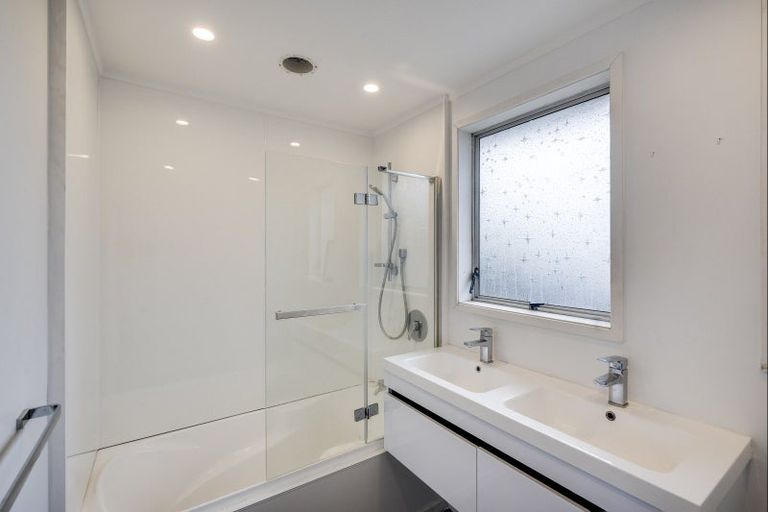 Photo of property in 8 Spriggs Crescent, Greenmeadows, Napier, 4112