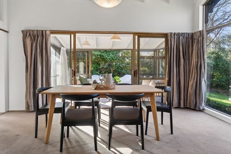 Photo of property in 94a Clyde Road, Ilam, Christchurch, 8041