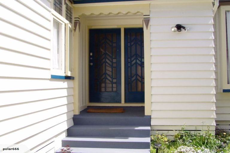 Photo of property in 5 Tacy Street, Kilbirnie, Wellington, 6022