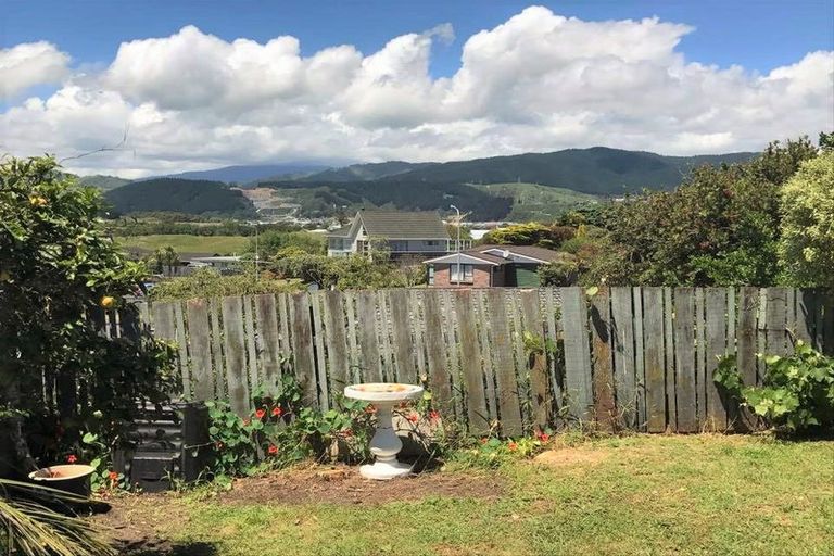 Photo of property in 62 Alexander Road, Raumati Beach, Paraparaumu, 5032