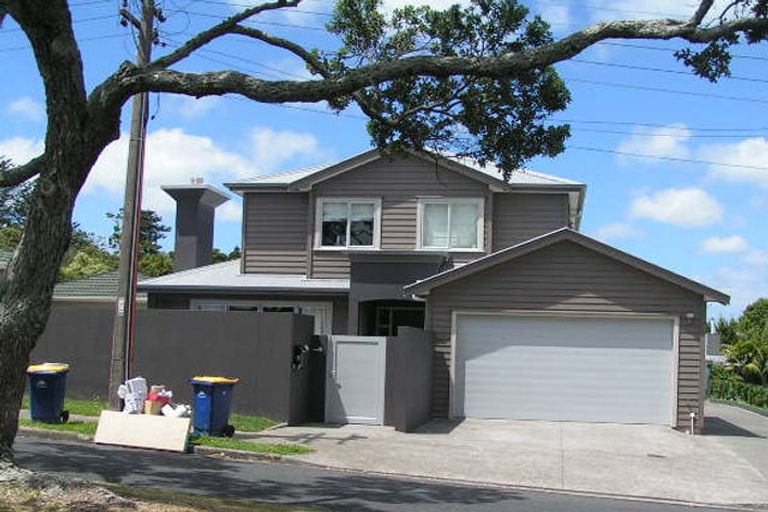 Photo of property in 4 Northumberland Avenue, Belmont, Auckland, 0622