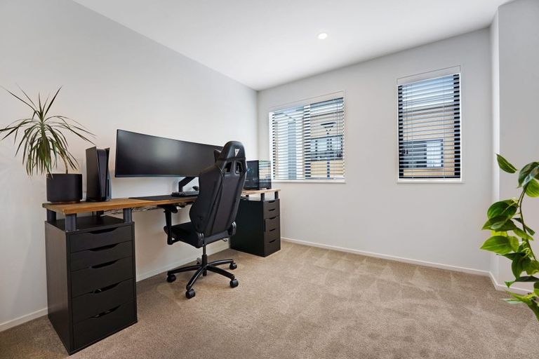 Photo of property in 41 Morihana Close, Glen Eden, Auckland, 0602