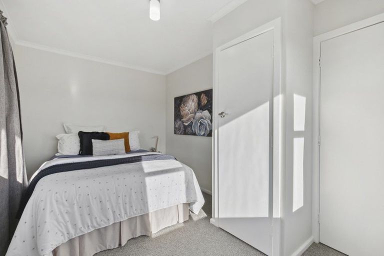 Photo of property in 3 Grenfell Drive, Karori, Wellington, 6012