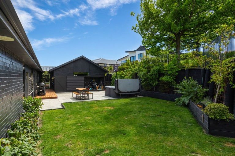 Photo of property in 19 Golf View Close, Fairhall, 7272