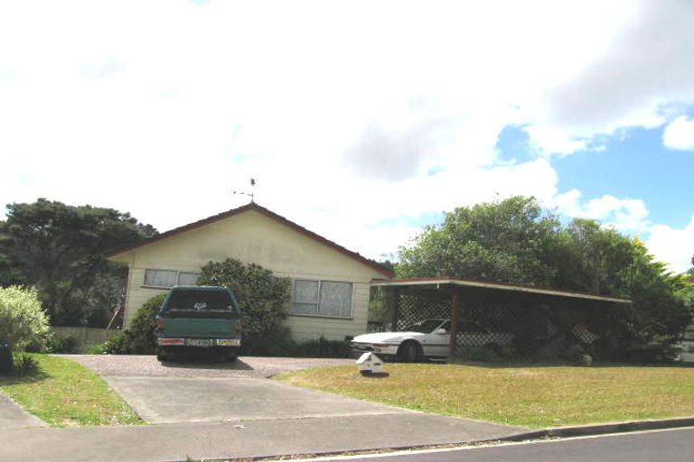 Photo of property in 5 Hotspur Place, Bayview, Auckland, 0629