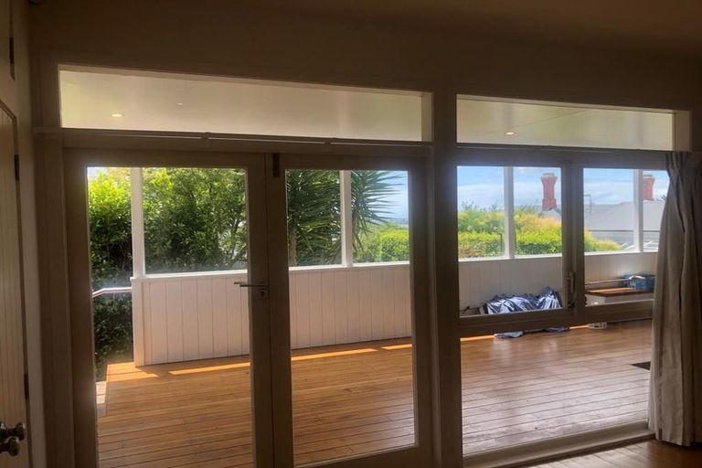 Photo of property in 46a Hinemoa Street, Birkenhead, Auckland, 0626