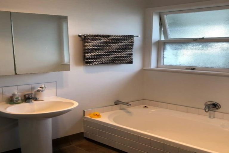 Photo of property in 198a Bellevue Road, Bellevue, Tauranga, 3110