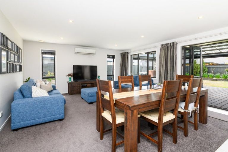 Photo of property in 45 Liberty Grove, Kelvin Grove, Palmerston North, 4414