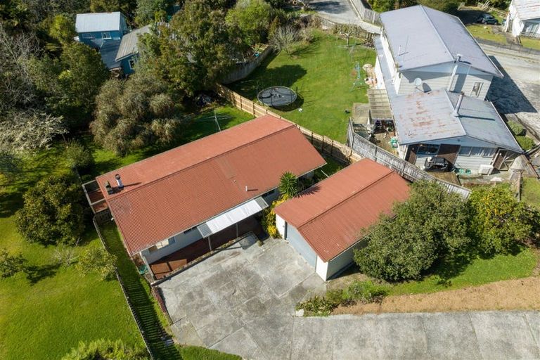 Photo of property in 23 Johnston Road, Kawakawa, 0210