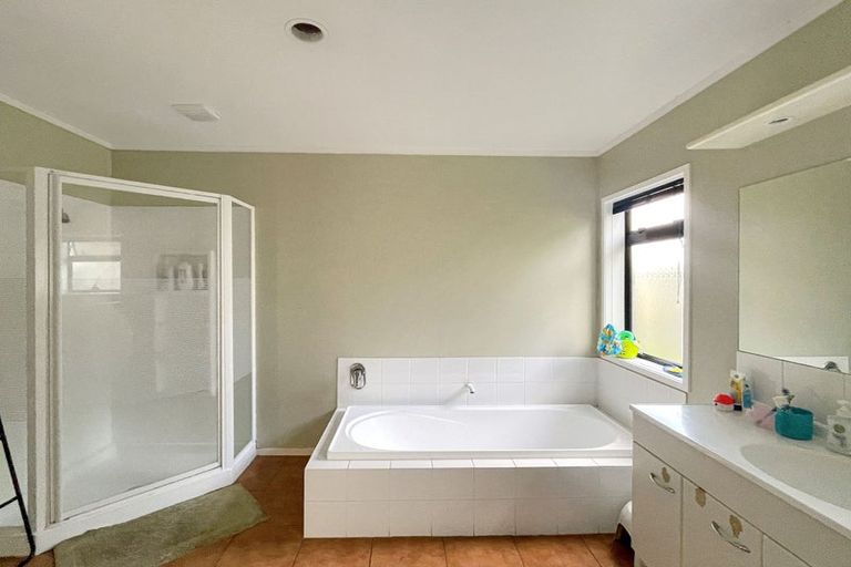 Photo of property in 5 Badminton Court, Huntington, Hamilton, 3210