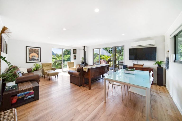 Photo of property in 408 Twilight Road, Brookby, Auckland, 2576