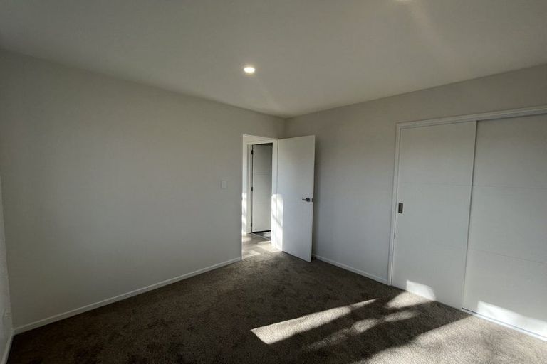 Photo of property in 13c Edinburgh Avenue, Rosehill, Papakura, 2113