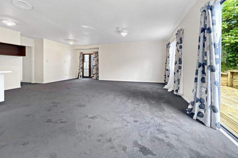 Photo of property in 19 Lowburn Place, Clover Park, Auckland, 2019