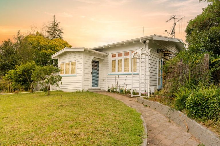 Photo of property in 345 Kihikihi Road, Te Awamutu, 3800