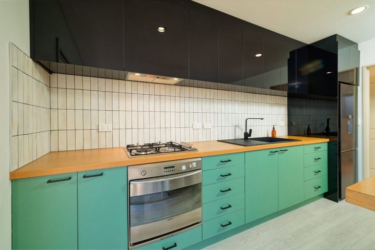 Photo of property in 48 Kotare Place, South Bay, Kaikoura, 7300