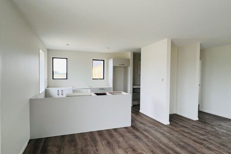 Photo of property in 31 Kingfisher Avenue, Amberley, 7410