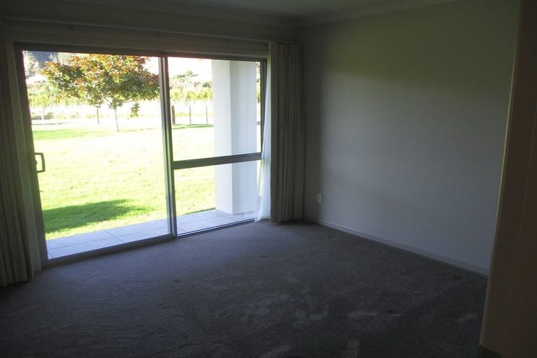 Photo of property in 63 Manakau Heights Drive, Manakau, Otaki, 5583