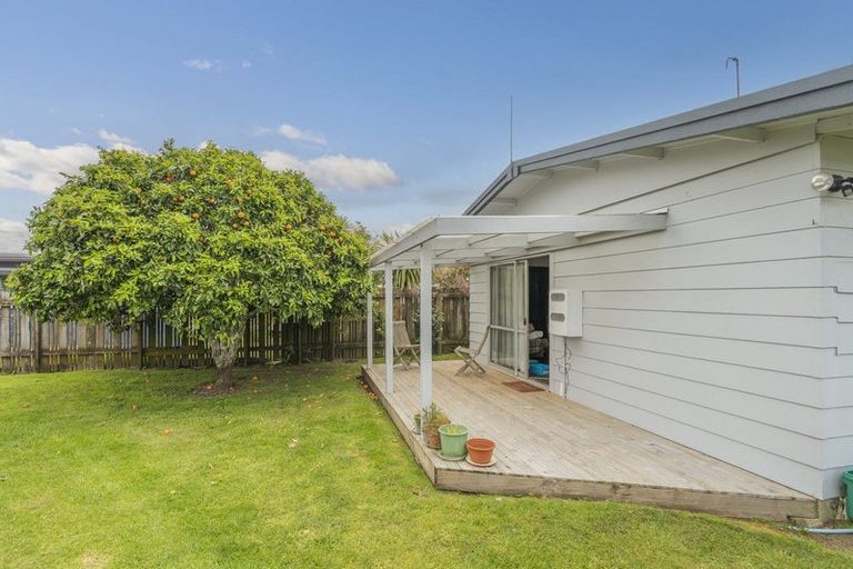 Photo of property in 1 Cholmondeley Crescent, Whitianga, 3510