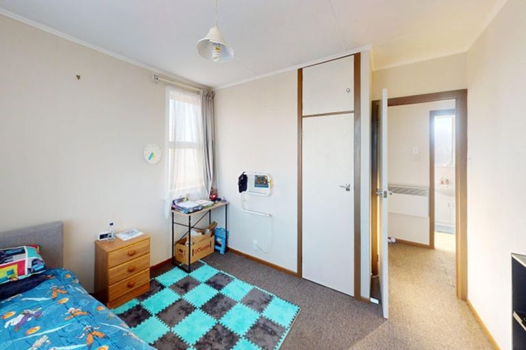 Photo of property in 14 Fergusson Street, Marton, 4710