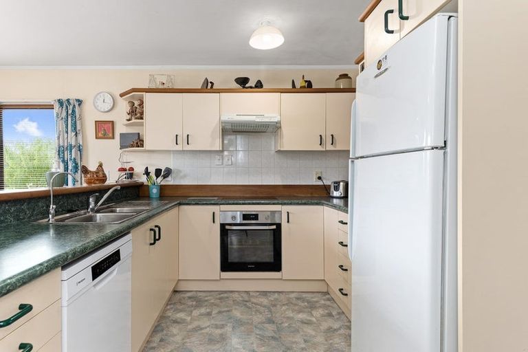 Photo of property in 110 Burns Street, Leamington, Cambridge, 3432