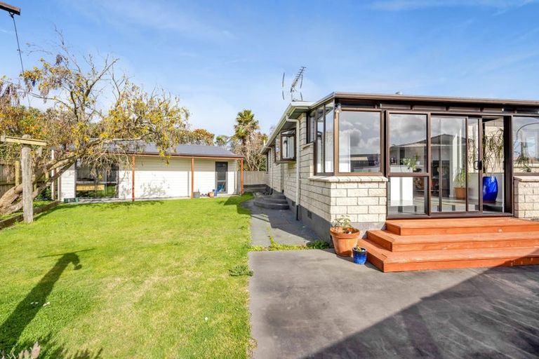 Photo of property in 6 Kamahi Avenue, Hawera, 4610