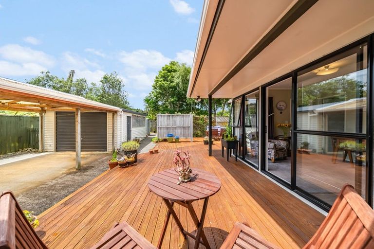 Photo of property in 30 Delaware Grove, Totara Park, Upper Hutt, 5018