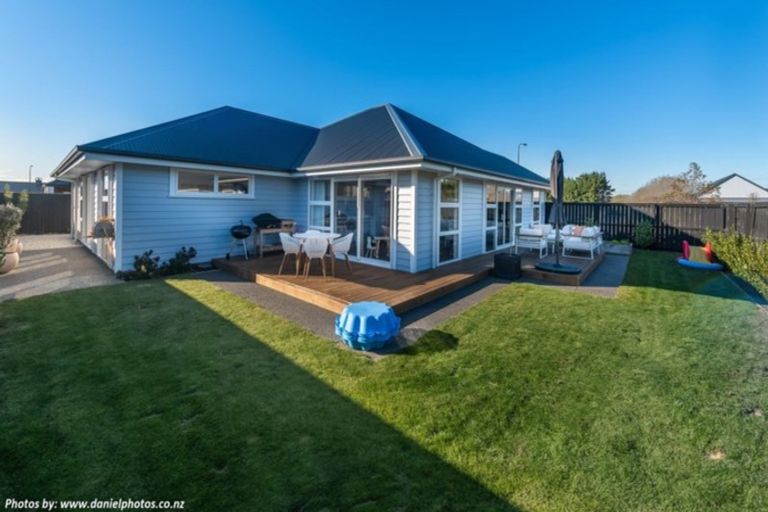 Photo of property in 19 Kingsdowne Drive, West Melton, 7618