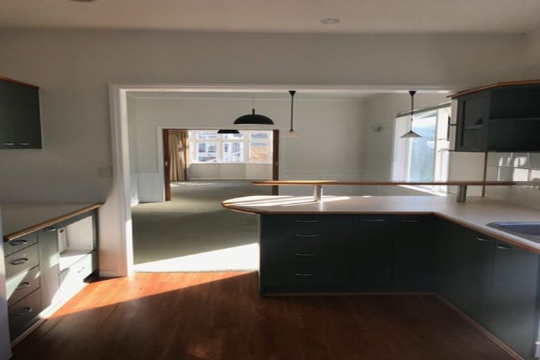 Photo of property in 52 Happy Valley Road, Owhiro Bay, Wellington, 6023