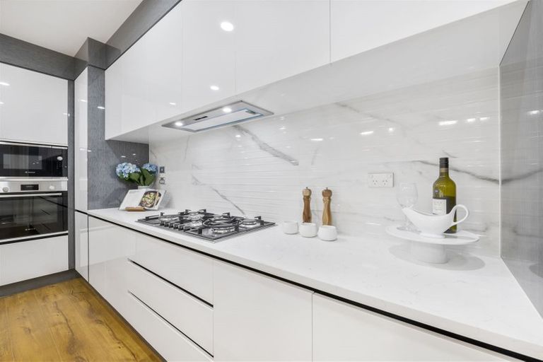 Photo of property in 93 Tir Conaill Avenue, Flat Bush, Auckland, 2019