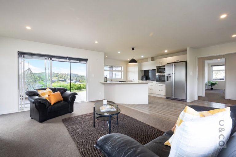 Photo of property in 96 Pohutukawa Parade, Riverhead, 0820